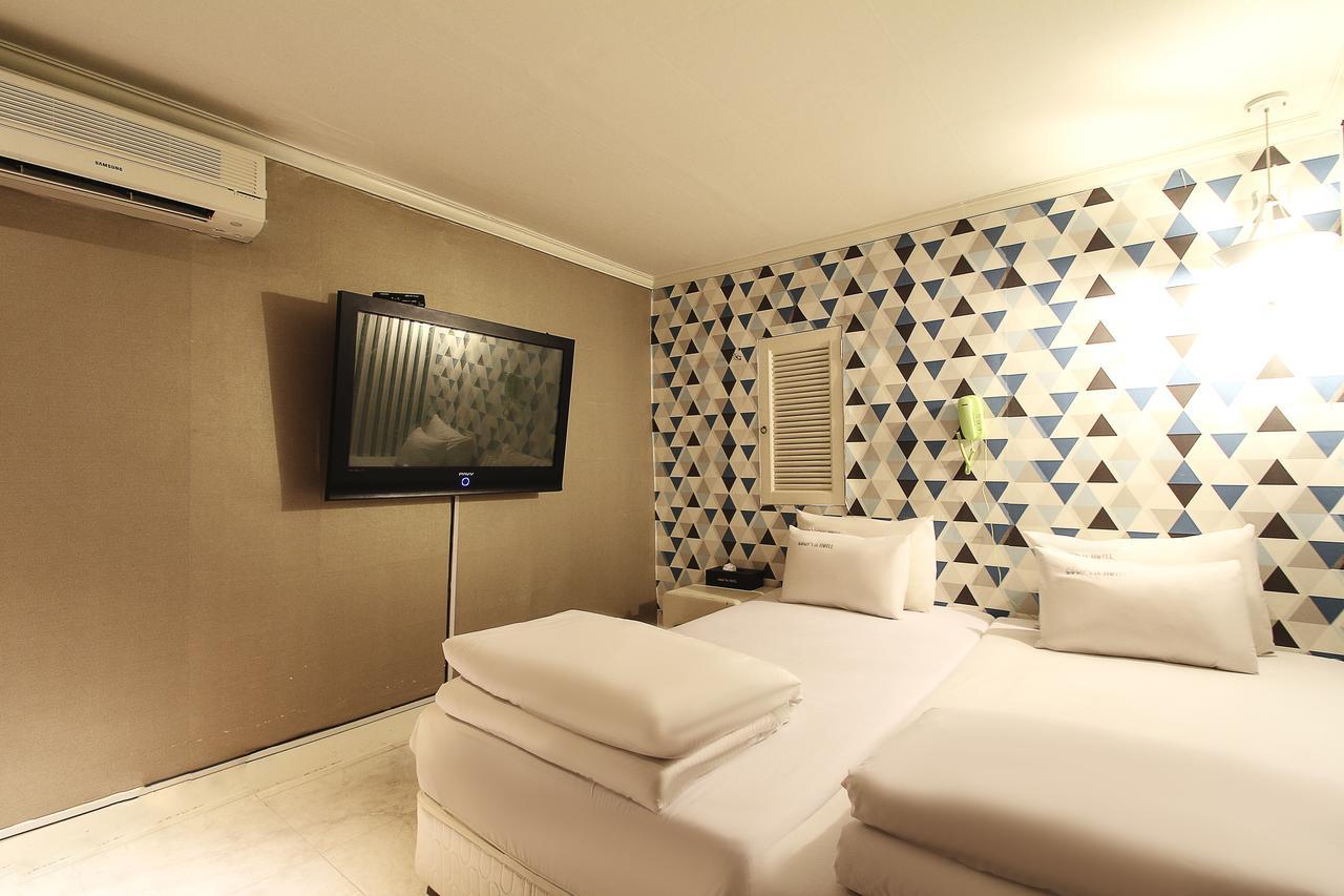 Hotel Goguma Shinchon Сеул Экстерьер фото